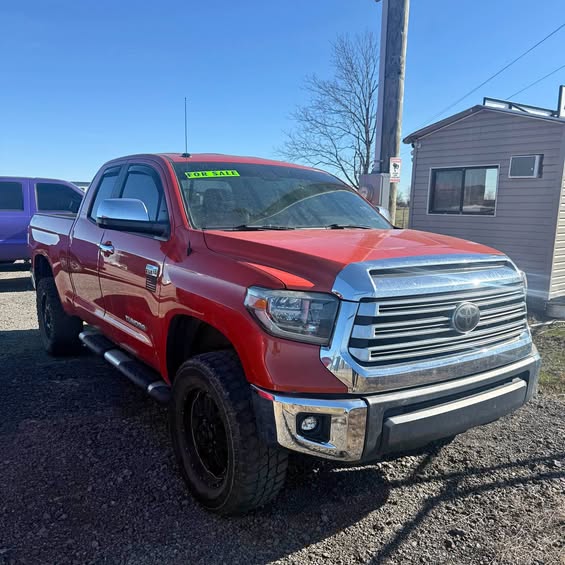 2018 2018 Toyota Tundra - Pickup 4D 6 1\/2 ft