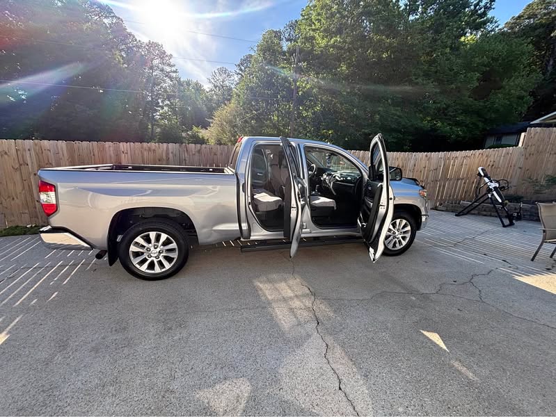 2019 Toyota Tundra Double Cab - SR5 Pickup 4D 6 1\/2 ft
