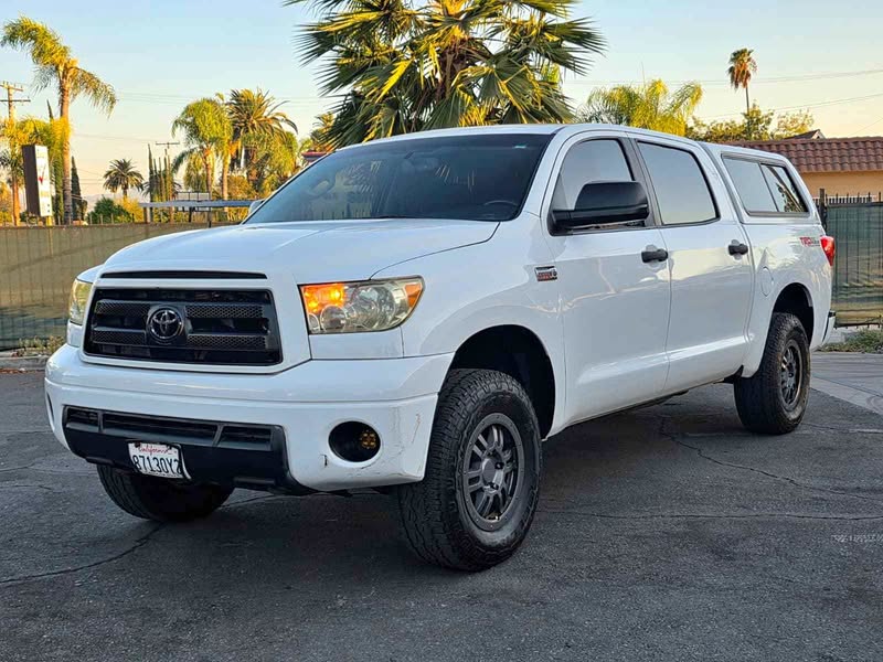 2012 Toyota Tundra CrewMax - PICKUP 4D 5 1\/2 FT