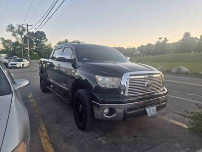 2013 Toyota Tundra Double Cab - Platinum