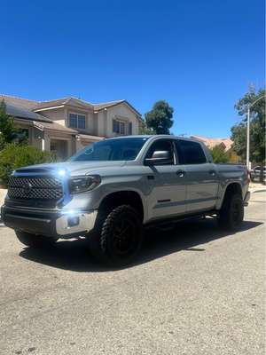 2019 Toyota Tundra CrewMax - SR5 Pickup 4D 5 1\/2 ft