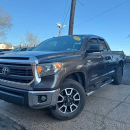 2014 Toyota Tundra 4WD Truck