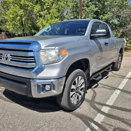 2017 Toyota tundra 4wd sr5