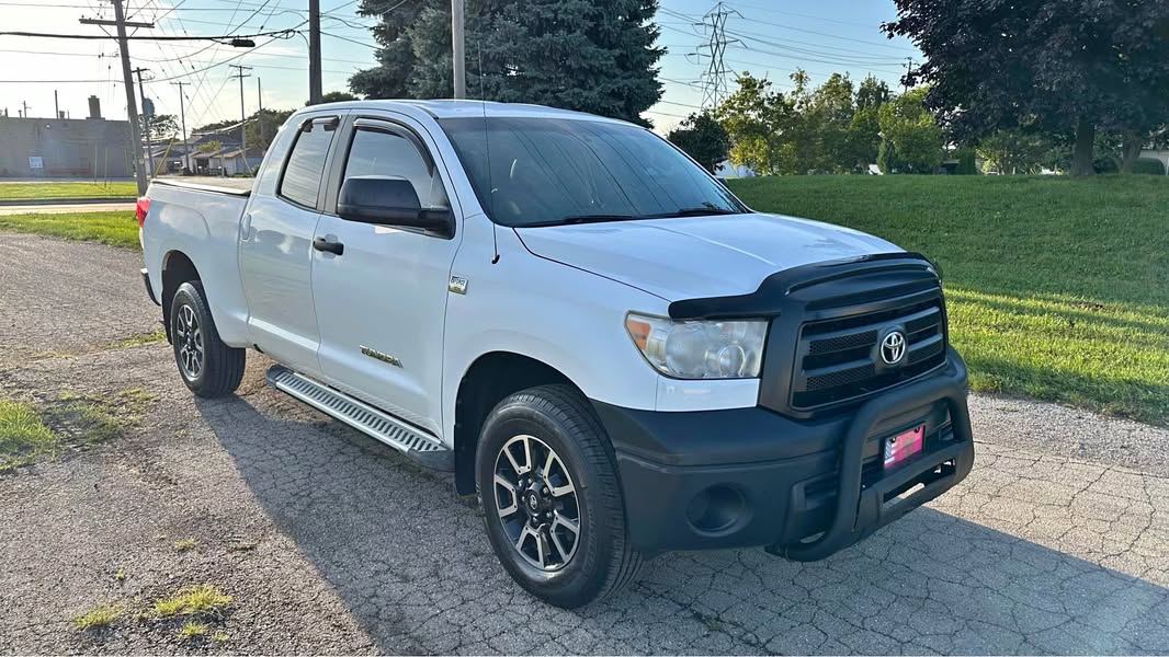 2010 Toyota Tundra Regular Cab - 4WD SR5 Long Bed