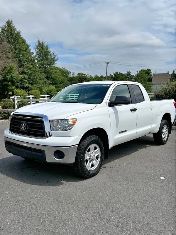 2011 Toyota Tundra - Pickup 4D 6 1\/2 ft
