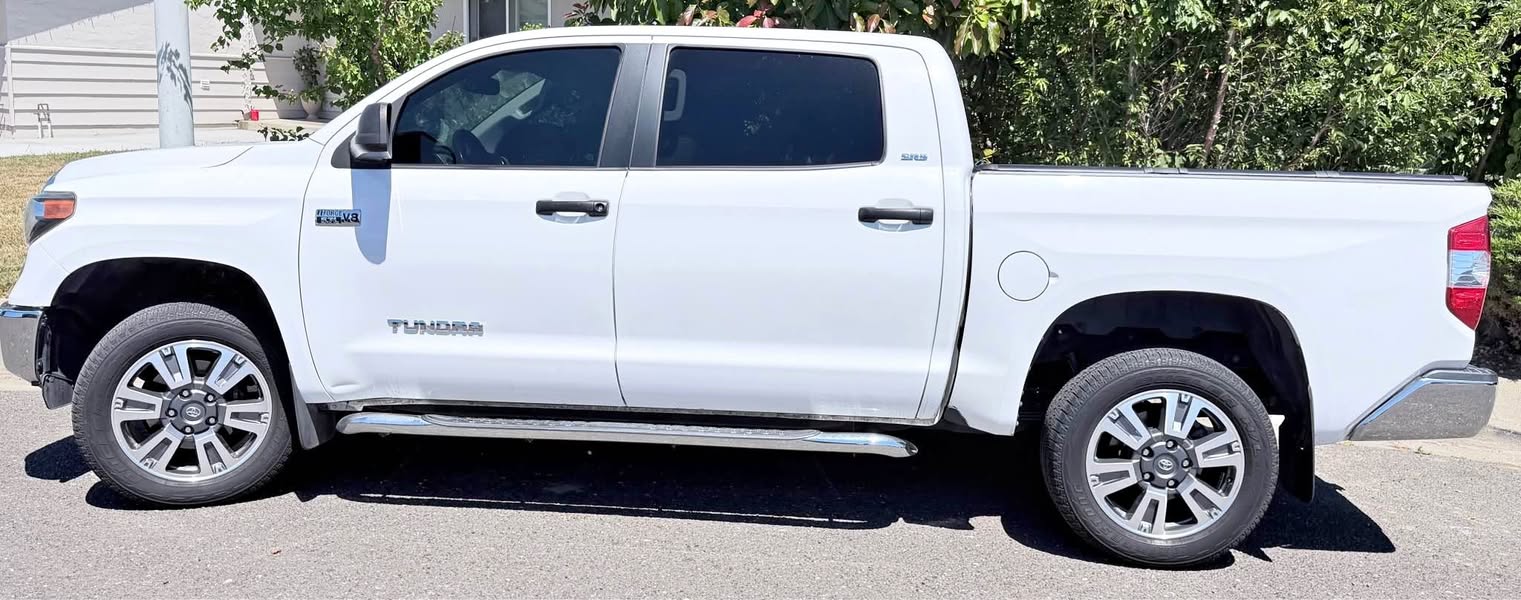 2018 Toyota Tundra Double Cab - SR5 Pickup 4D 6 1\/2 ft