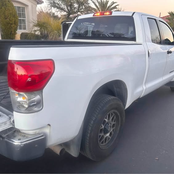 2008 Toyota Tundra CrewMax - SR5 Pickup 4D 6 1\/2 ft