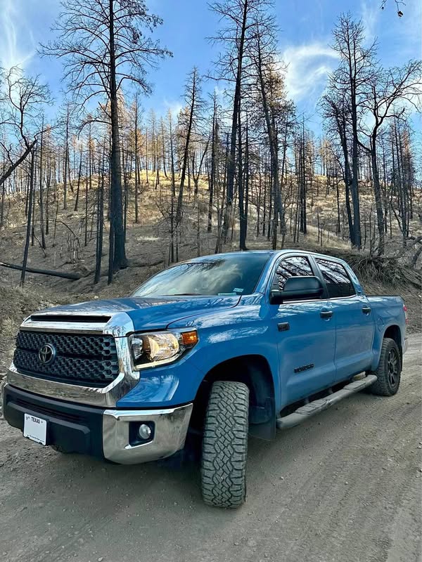 2021 Toyota Tundra CrewMax - SR5 Pickup 4D 5 1\/2 ft