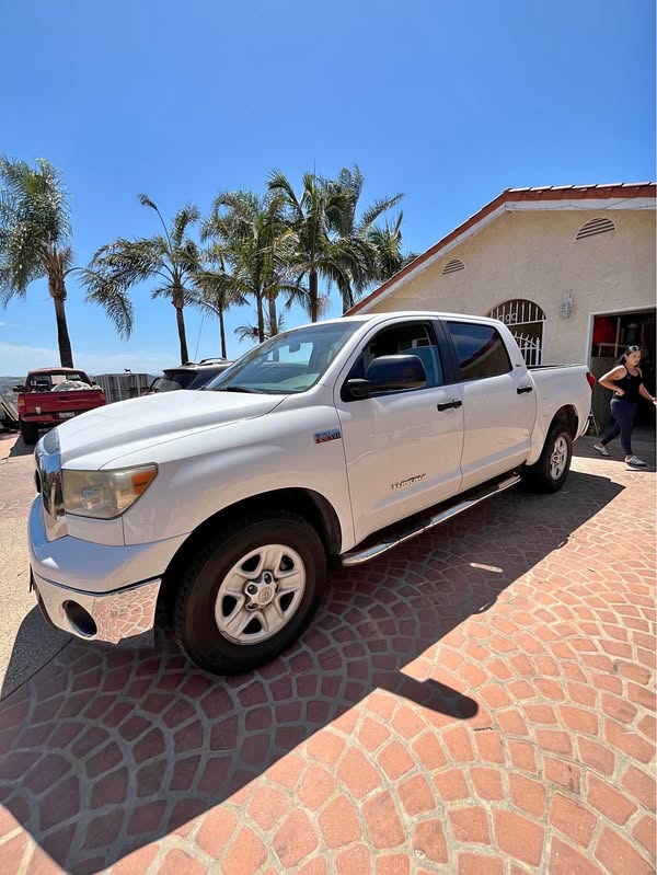 2007 Toyota Tundra - Pickup 4D 5 1\/2 ft