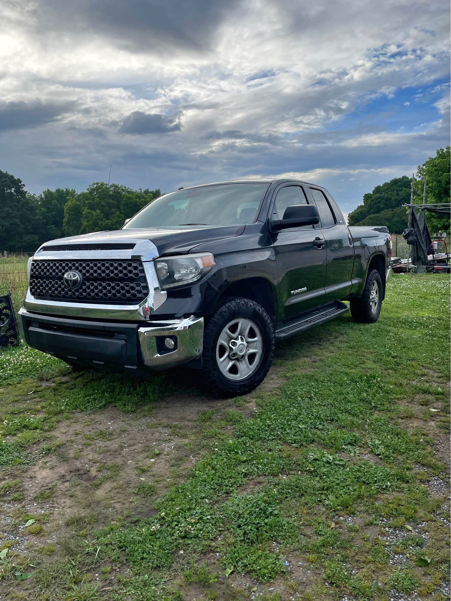 2018 Toyota Tundra Double Cab - V8 4x4