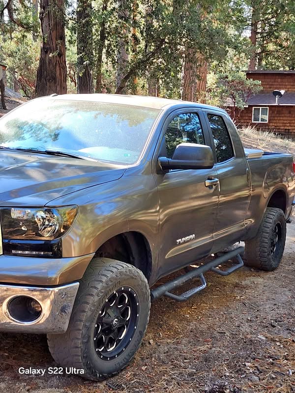 2011 Toyota Tundra - Pickup 4D 5 1\/2 ft