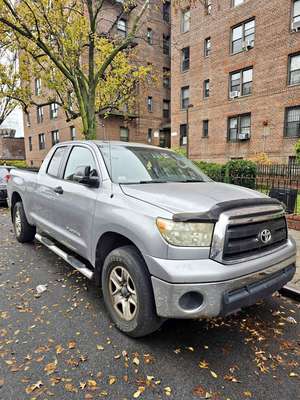 2011 Toyota Tundra - 4WD SR5 Long Bed