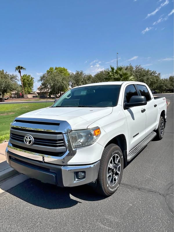 2014 Toyota Tundra Double Cab - SR5 Pickup 4D 6 1\/2 ft