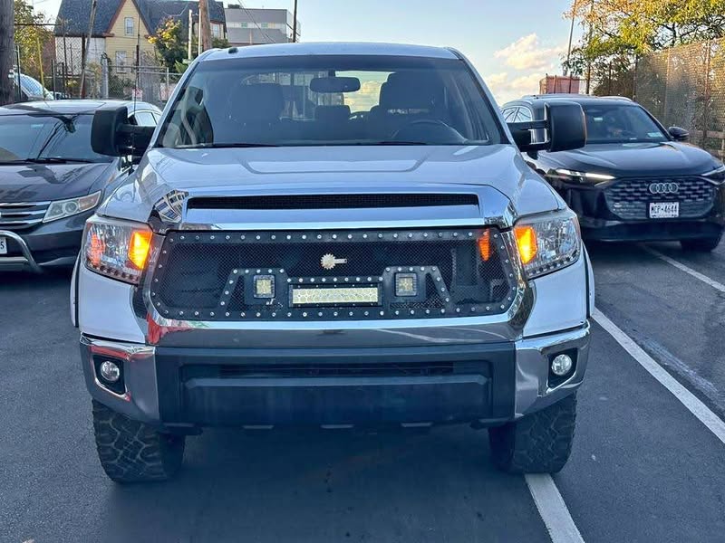 2016 Toyota Tundra Double Cab - SR5 Pickup 4D 6 1\/2 ft