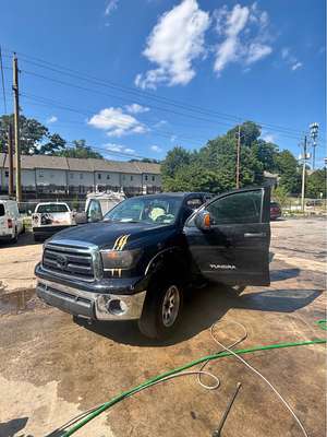 2011 Toyota Tundra CrewMax - Sr5