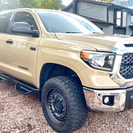 2020 Toyota Tundra CrewMax - SR5 Pickup 4D 5 1\/2 ft