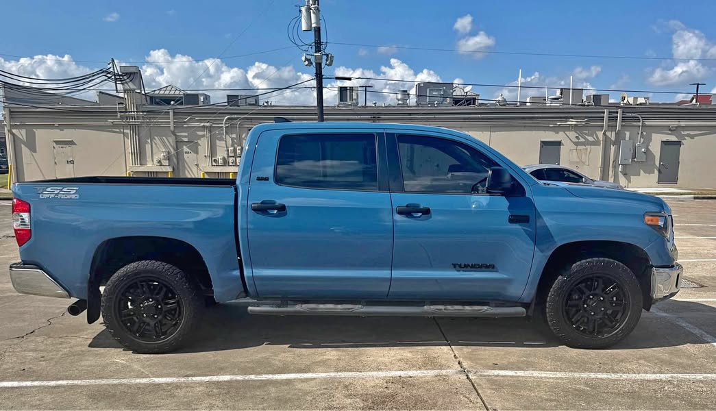 2021 Toyota Tundra CrewMax - TSS Off Road 2WD