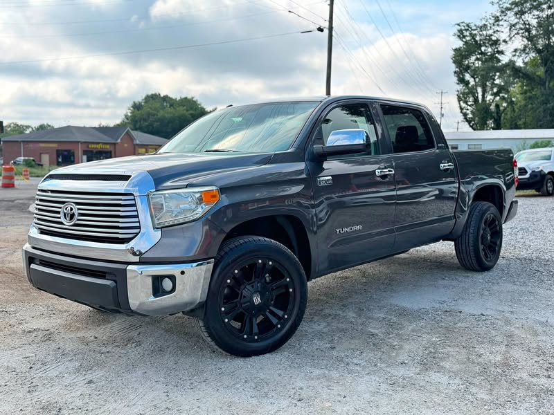 2014 Toyota Tundra Limited 4WD \u2022 V8 \u2022 $22,990