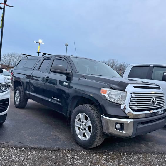 2015 Toyota Tundra - SR Pickup 4D 6 1\/2 ft