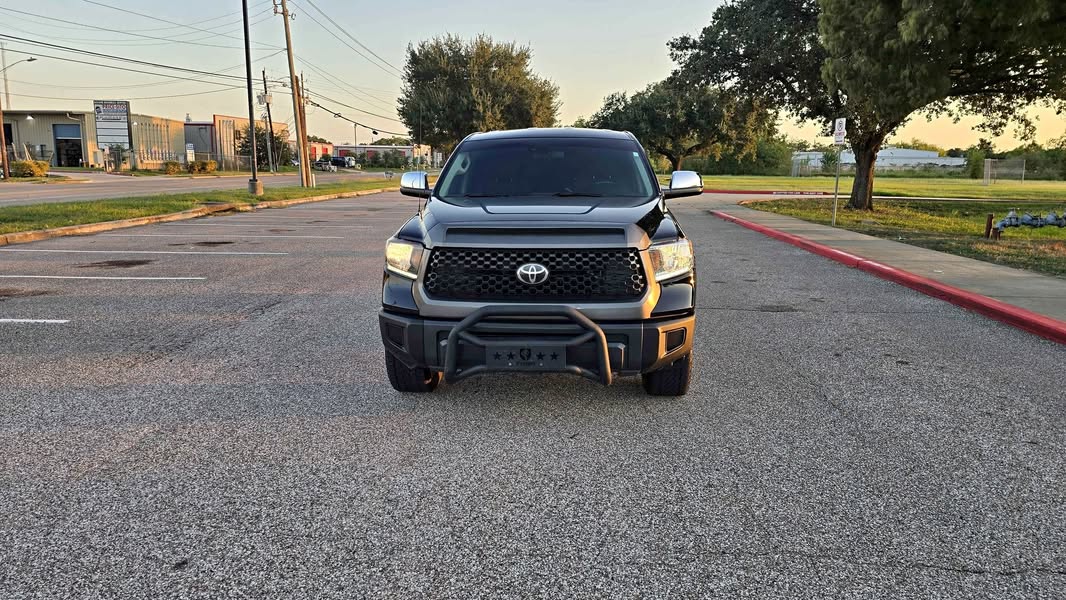 2019 Toyota Tundra - SR Pickup 4D 8 ft