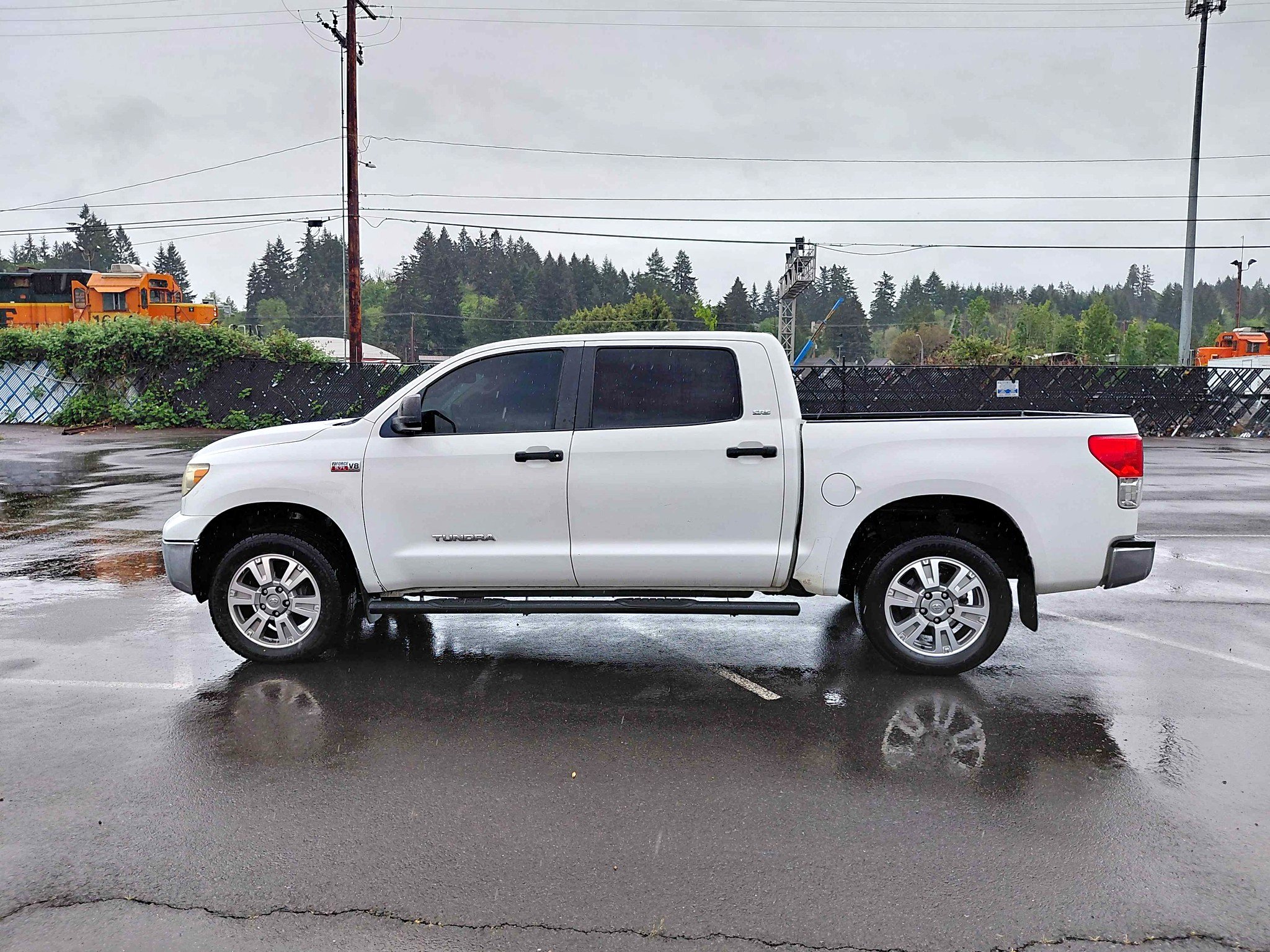2011 Toyota Tundra CrewMax - SR5 Pickup 4D 5 1\/2 ft