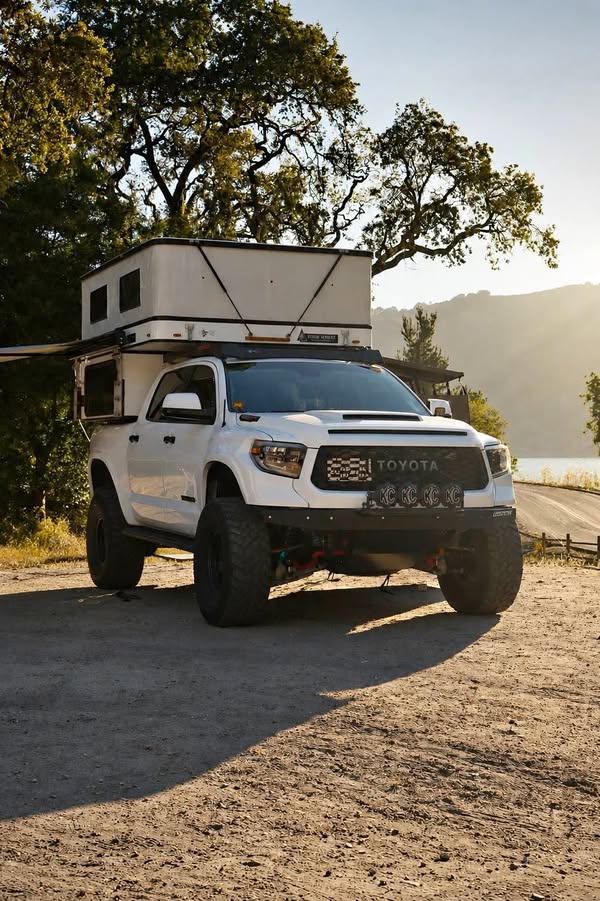 2019 Toyota Tundra CrewMax - TRD Pro Pickup 4D 5 1\/2 ft