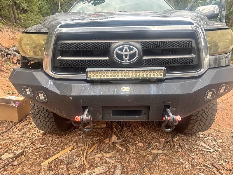 2011 Toyota Tundra Double Cab - SR5 Pickup 4D 6 1\/2 ft