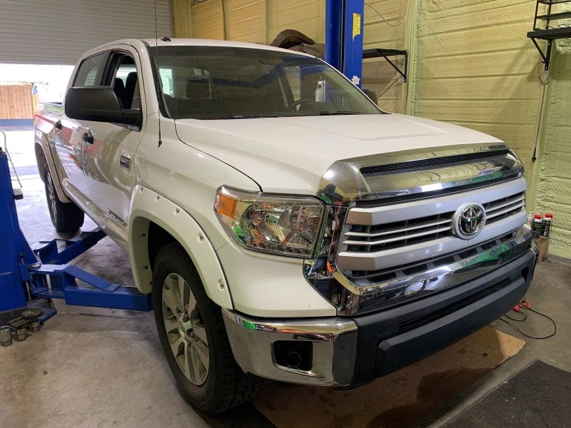 2015 Toyota Tundra SR5