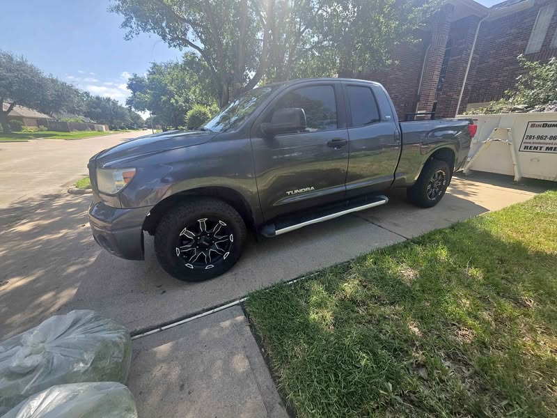 2011 Toyota Tundra Double Cab - SR5 Pickup 4D 6 1\/2 ft