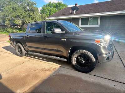 2016 Toyota Tundra CrewMax