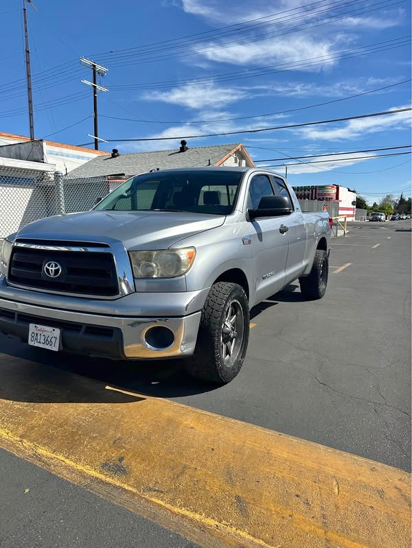 2010 Toyota Tundra - Pickup 4D 6 1\/2 ft