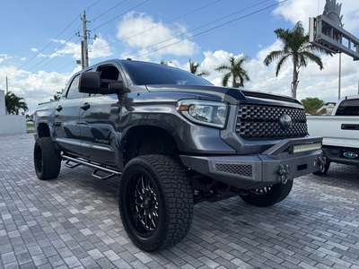 2018 Toyota Tundra CREWMAX SR5