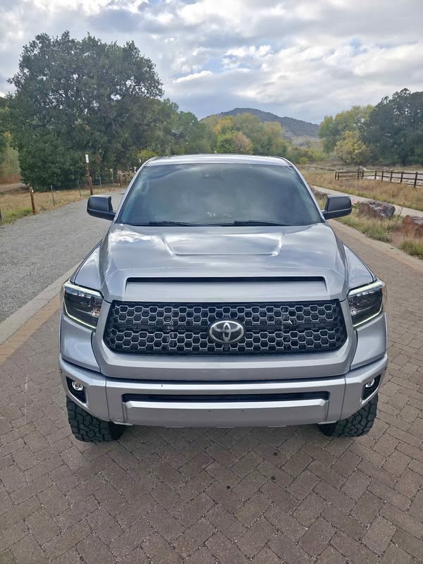 2020 Toyota Tundra CrewMax - Platinum Pickup 4D 5 1\/2 ft