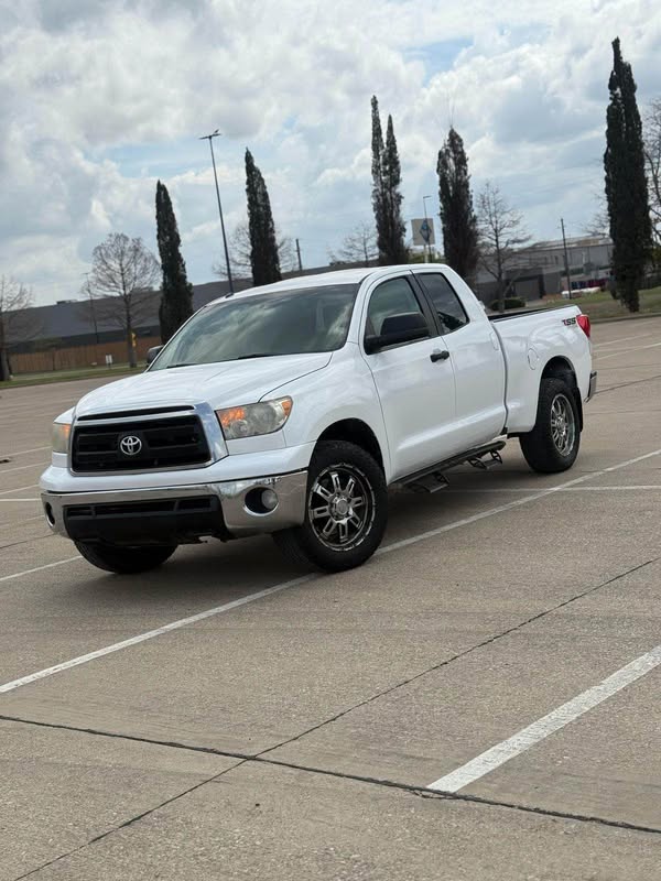 2013 Toyota tundra