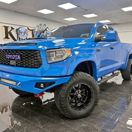 2021 Toyota  TOYOTA TUNDRA SR5  DOUBLE CAB LIFTED  4X4 79666 mls.