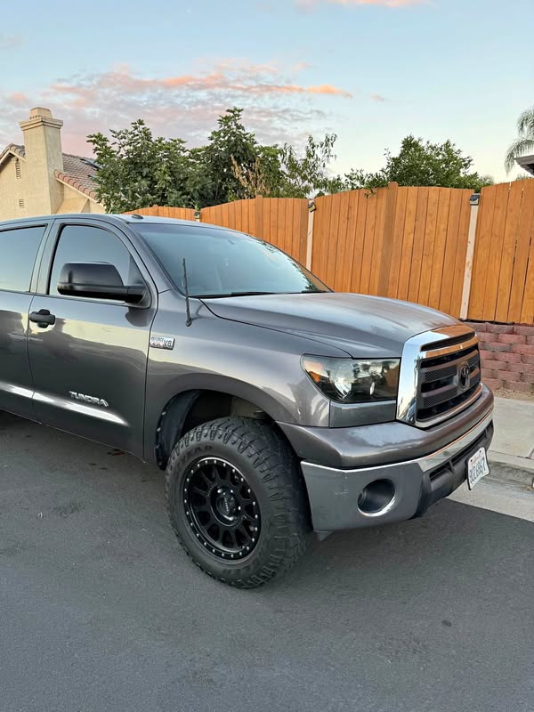 2012 Toyota Tundra Double Cab - SR5 Pickup 4D 6 1\/2 ft