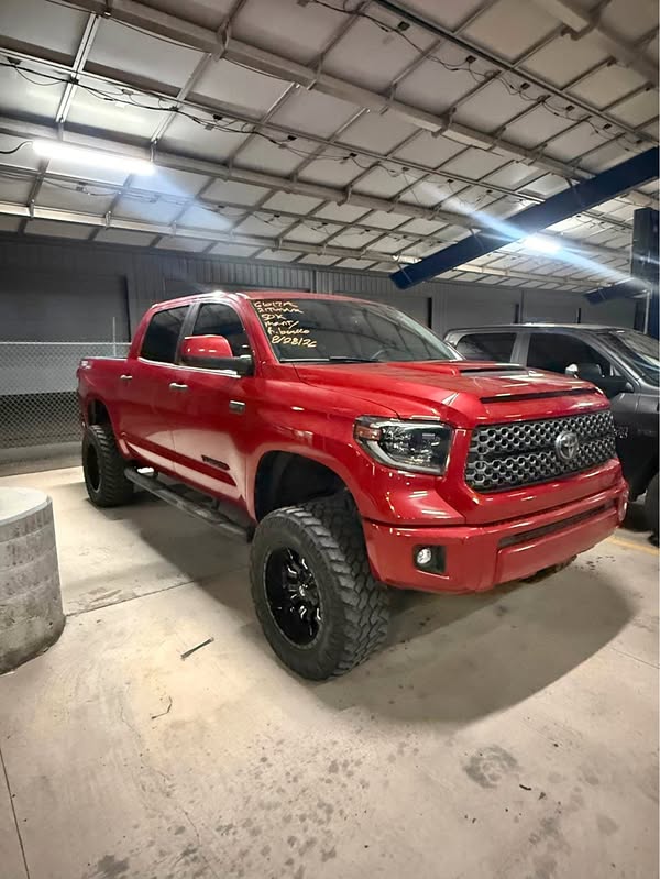 2021 Toyota Tundra CrewMax - SR5 Pickup 4D 5 1\/2 ft