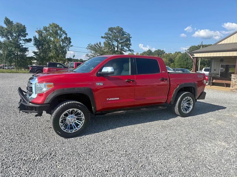 2014 Toyota Tundra CrewMax - SR5 Pickup 4D 5 1\/2 ft