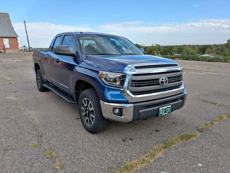 2015 Toyota Tundra Double Cab - SR5 Pickup 4D 6 1\/2 ft
