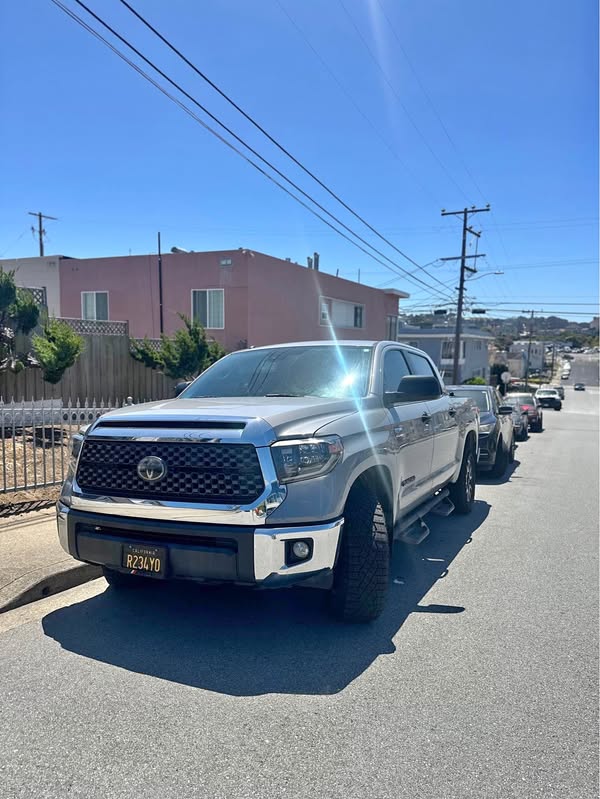 2018 Toyota Tundra - Crewmax