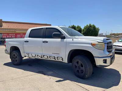 2014 Toyota Tundra CrewMax SR5 Pickup 4D 5 1\/2 ft