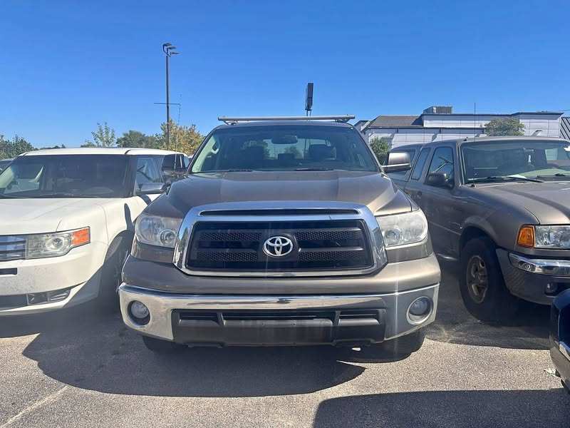 2013 Toyota Tundra CrewMax Pickup 4D 5 1\/2 ft
