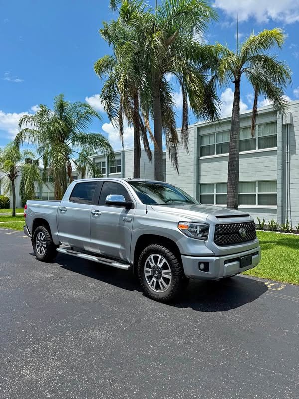 2019 Toyota Tundra CrewMax Platinum 4x4