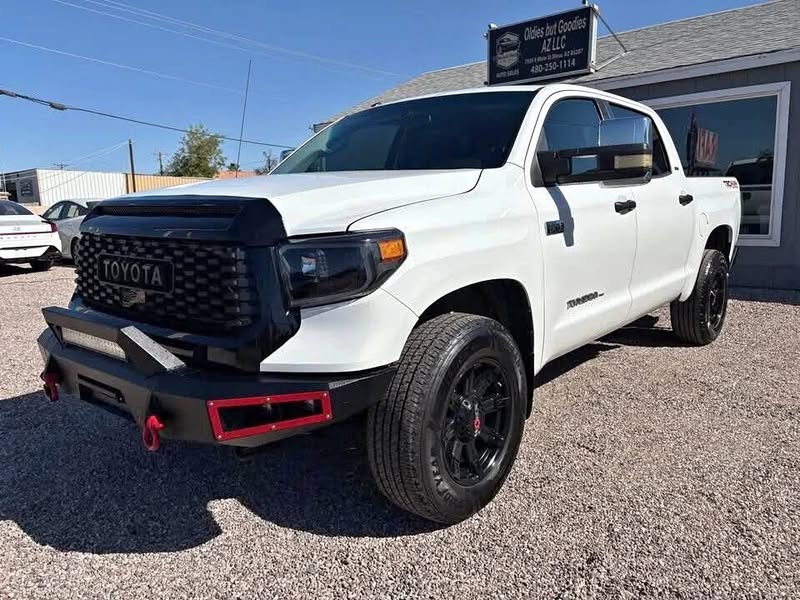 2017 Toyota Tundra SR5 CrewMax 5.7L 4WD \u2014 99k Miles