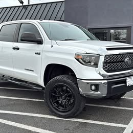 2019 Toyota Toyota Tundra SR5