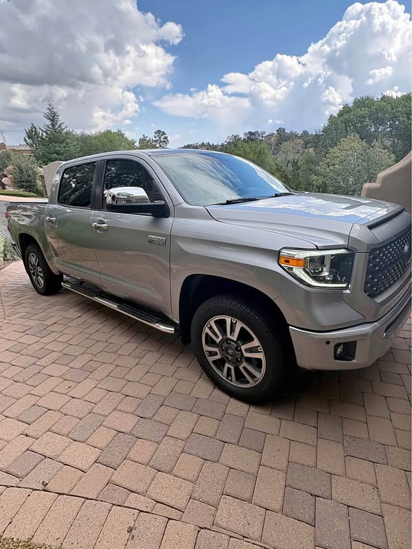 2021 Toyota Tundra CrewMax - Platinum Pickup 4D 5 1\/2 ft