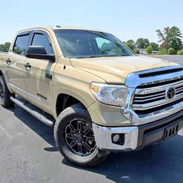 2017 TOYOTA TUNDRA CREWMAX SR5 PICKUP 4D 5 12 FT \ud83d\udd25 167041 Miles