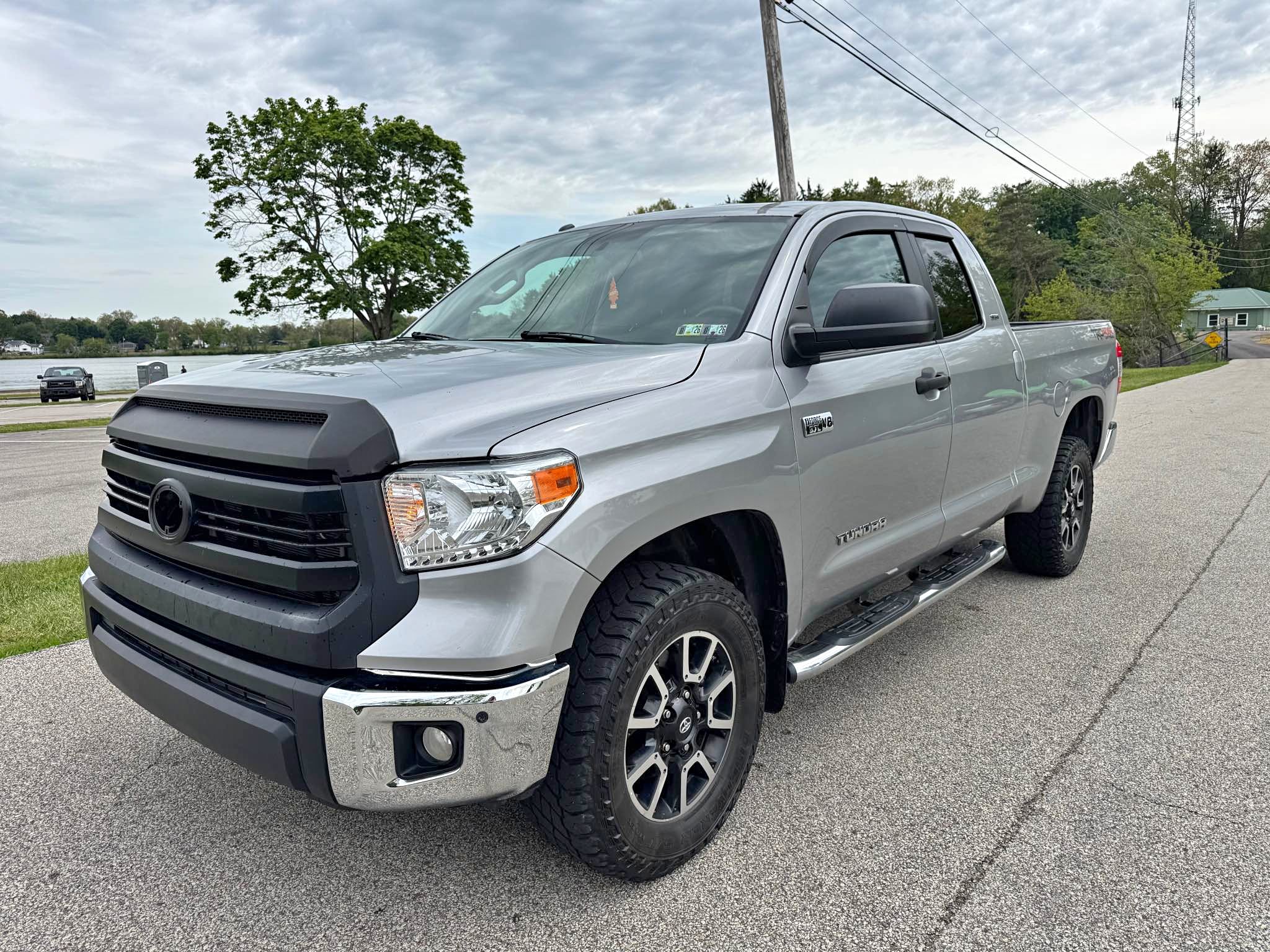 2016 Toyota Tundra Double Cab - SR5 Pickup 4D 6 1\/2 ft