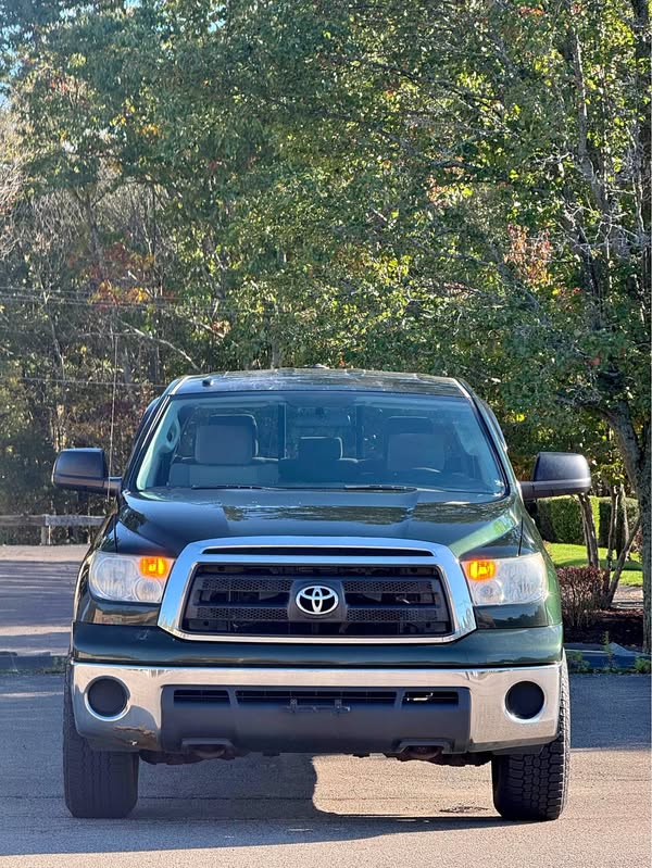 2011 Toyota Tundra Double Cab - Pickup 4D 6 1\/2 ft