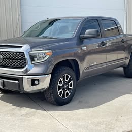 2018 Toyota tundra sr5 4x4